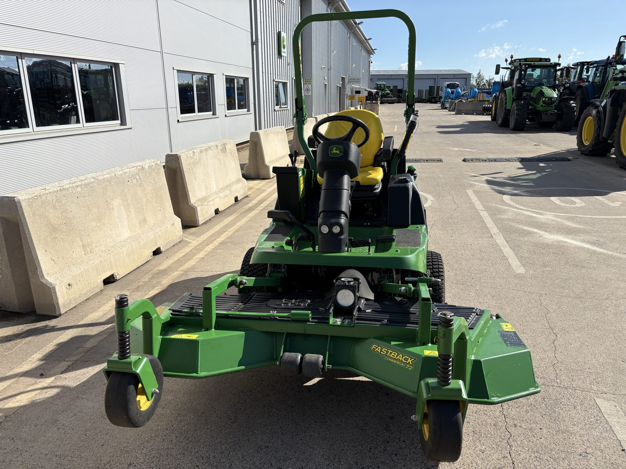 John Deere 1570 C/w 72" rear discharge deck - Vejapjovė: foto 2 John Deere 1570 C/w 72" rear discharge deck - Vejapjovė: foto 2