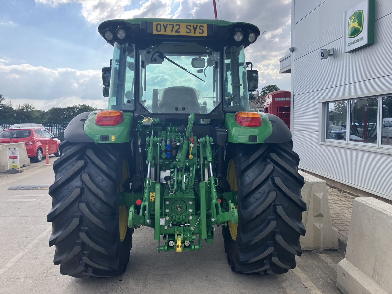 John Deere 5115M - Traktorius: foto 4 John Deere 5115M - Traktorius: foto 4