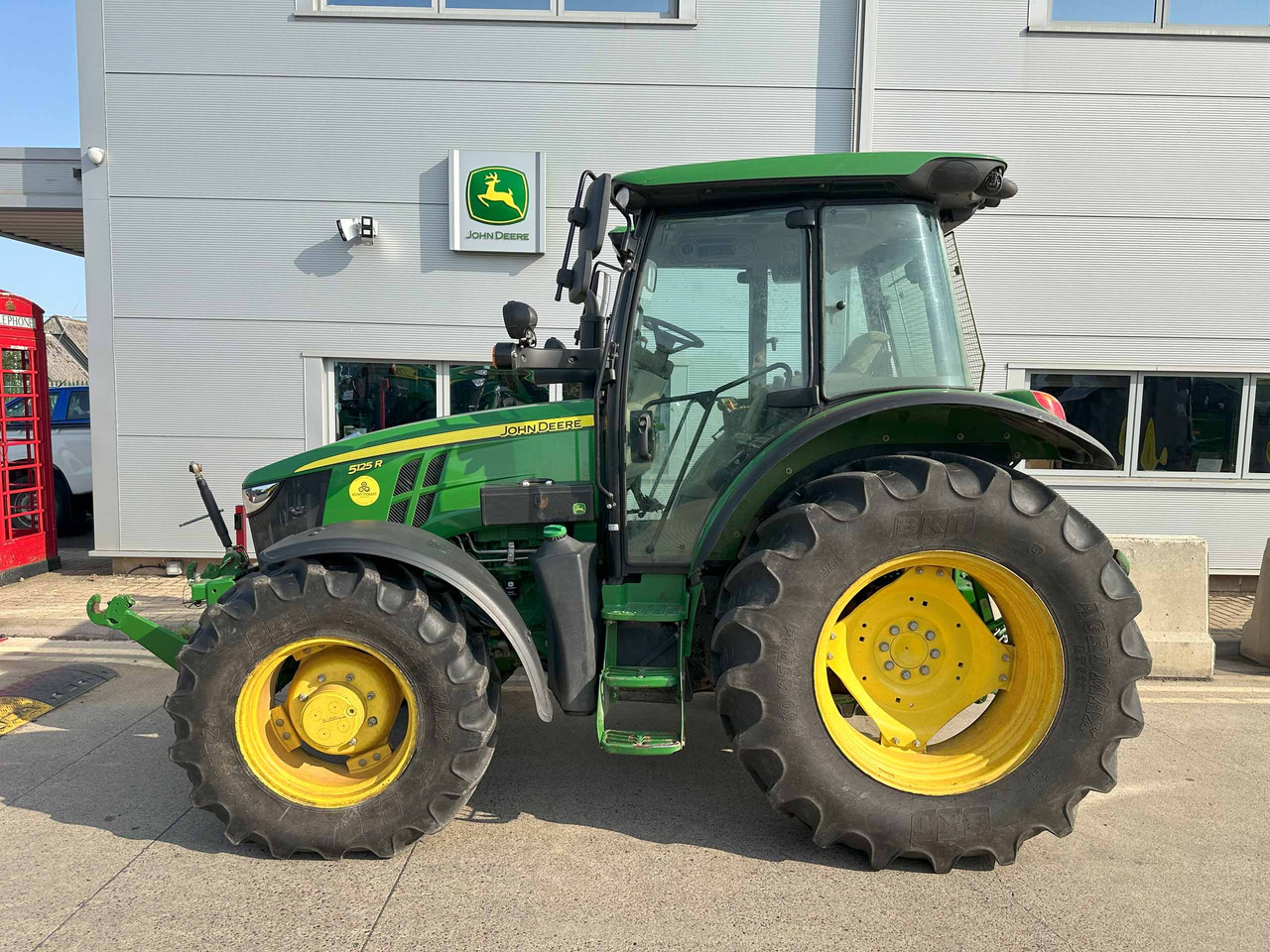 John Deere 5125R - Traktorius: foto 2 John Deere 5125R - Traktorius: foto 2