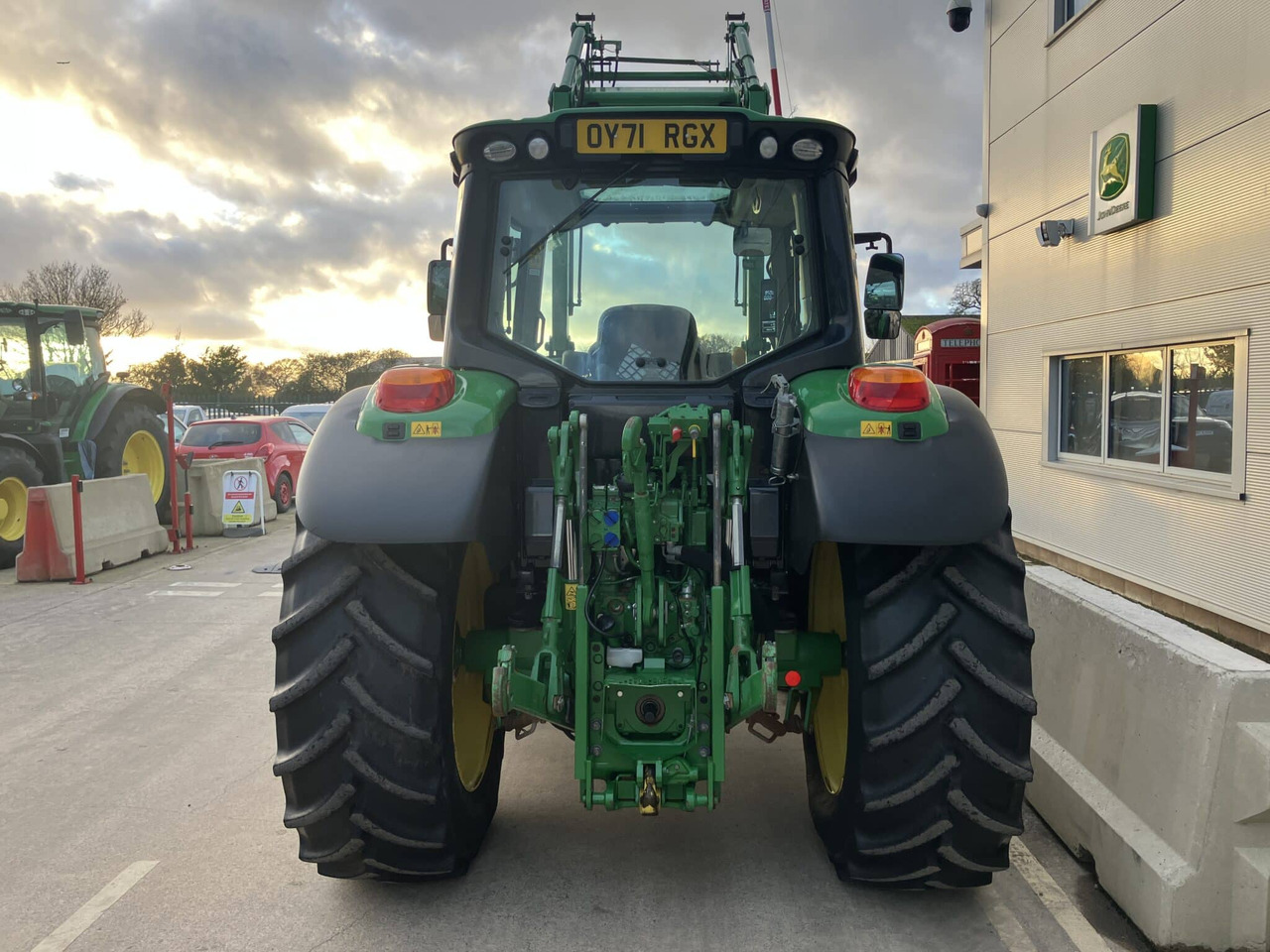 John Deere 6120M - Traktorius: foto 4 John Deere 6120M - Traktorius: foto 4