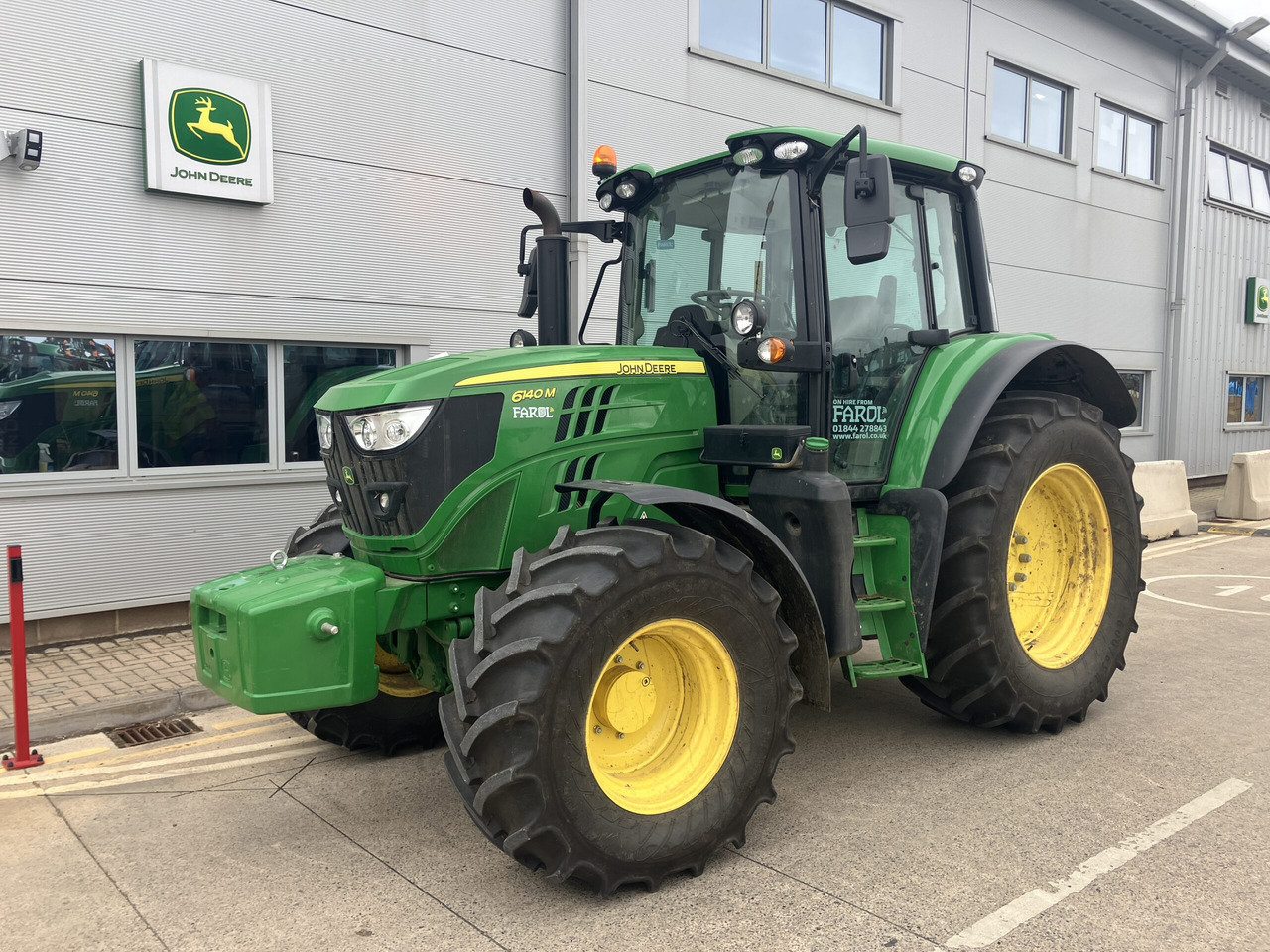 John Deere 6140M - Traktorius: foto 1 John Deere 6140M - Traktorius: foto 1