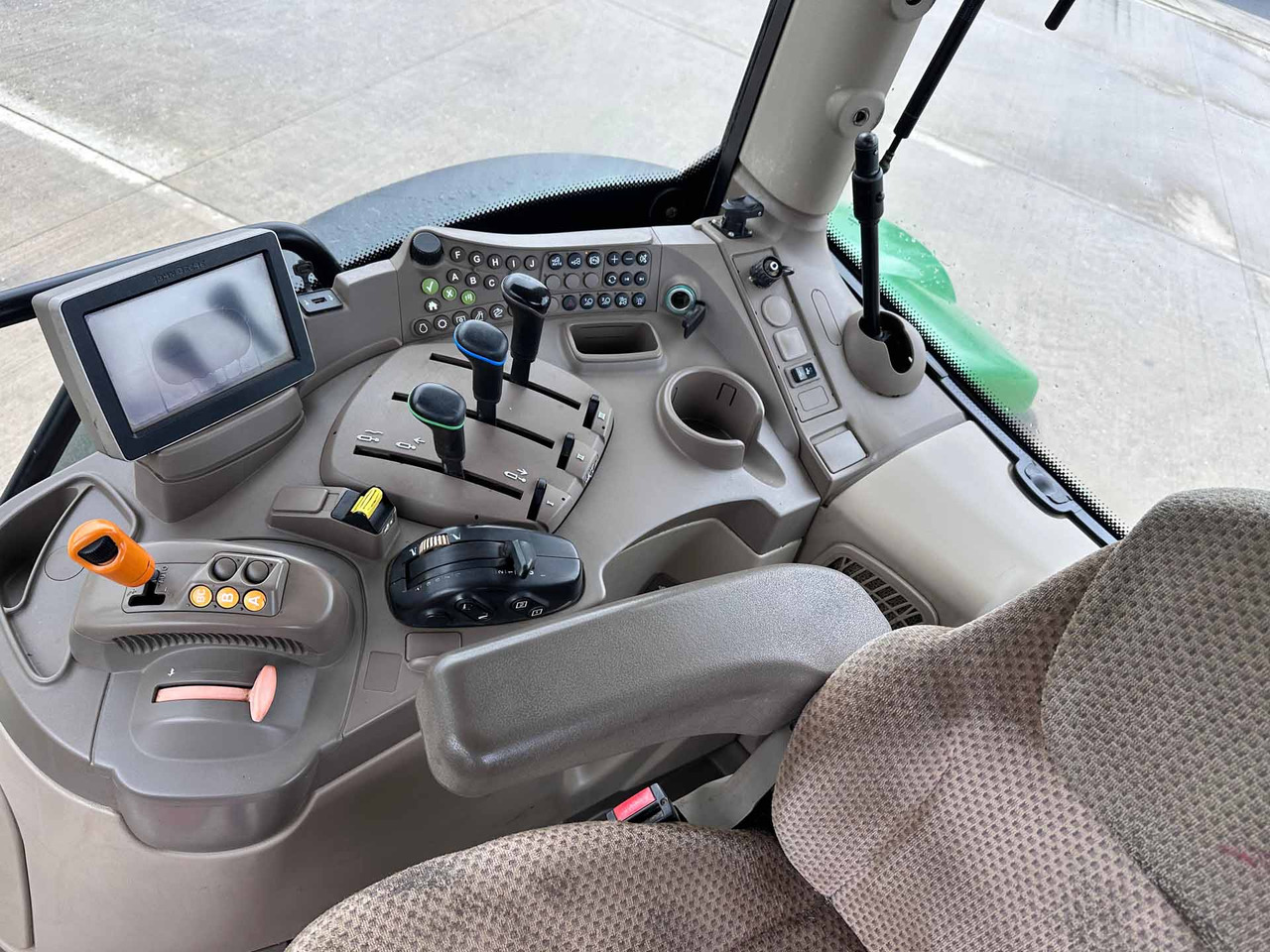 Traktorius John Deere 6150R: foto 17