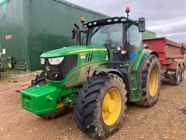 John Deere 6155R - Traktorius: foto 1 John Deere 6155R - Traktorius: foto 1