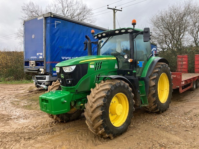 John Deere 6155R - Traktorius: foto 1 John Deere 6155R - Traktorius: foto 1