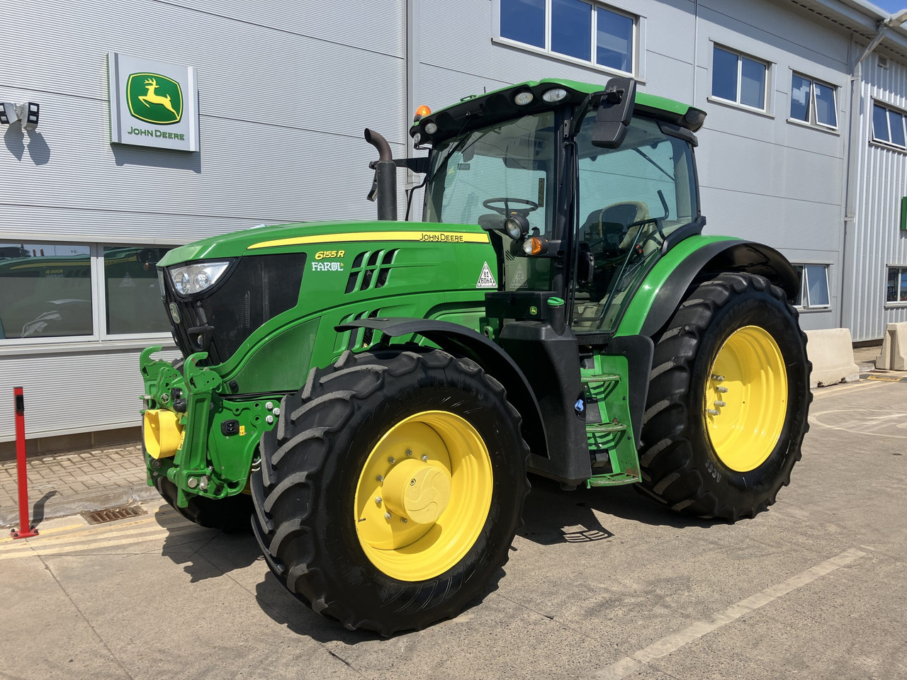 John Deere 6155R - Traktorius: foto 1 John Deere 6155R - Traktorius: foto 1