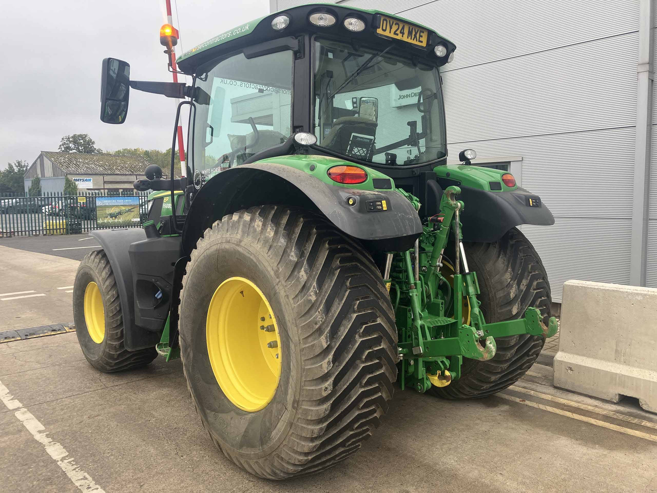 John Deere 6R 130 - Traktorius: foto 3 John Deere 6R 130 - Traktorius: foto 3