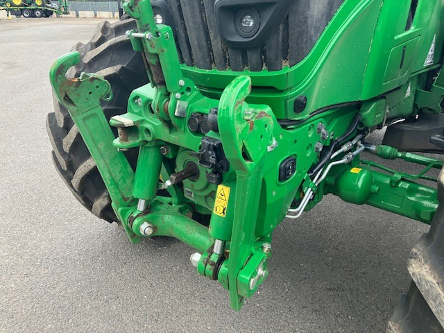 John Deere 6R 195 - Traktorius: foto 3 John Deere 6R 195 - Traktorius: foto 3