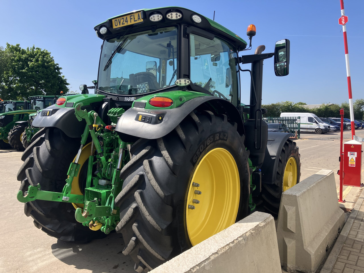 John Deere 6R155 - Traktorius: foto 5 John Deere 6R155 - Traktorius: foto 5