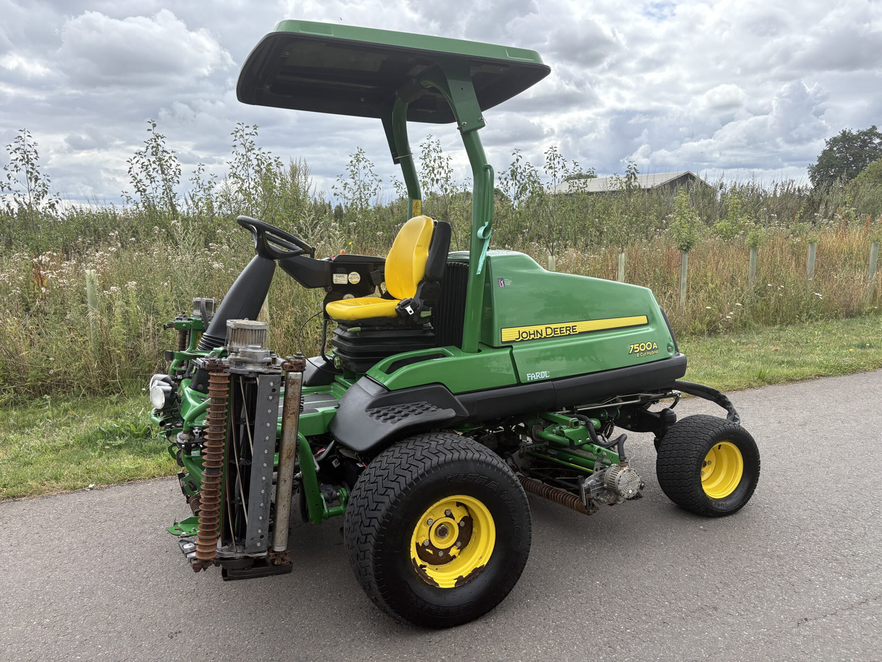 John Deere 7500AE Fairway Mower - Vejapjovė: foto 1 John Deere 7500AE Fairway Mower - Vejapjovė: foto 1
