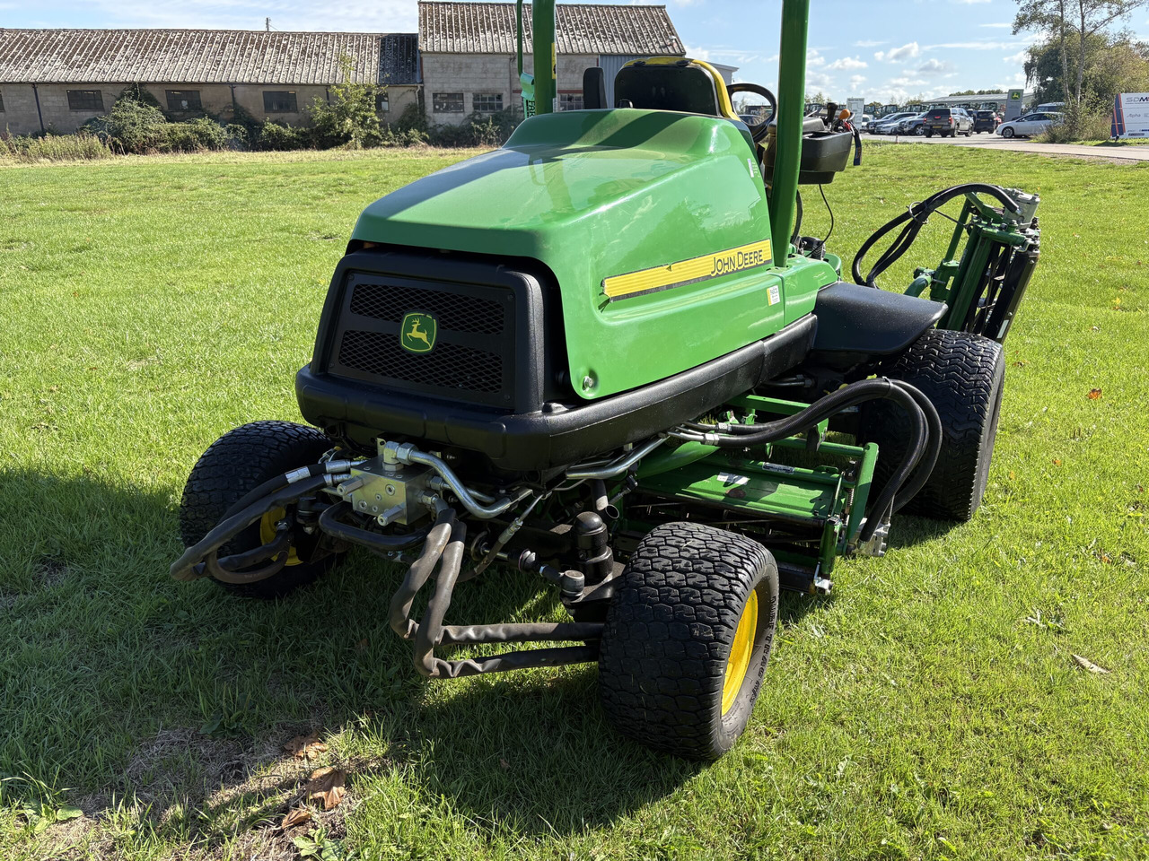 John Deere 7700A Fairway Mower - Vejapjovė: foto 5 John Deere 7700A Fairway Mower - Vejapjovė: foto 5