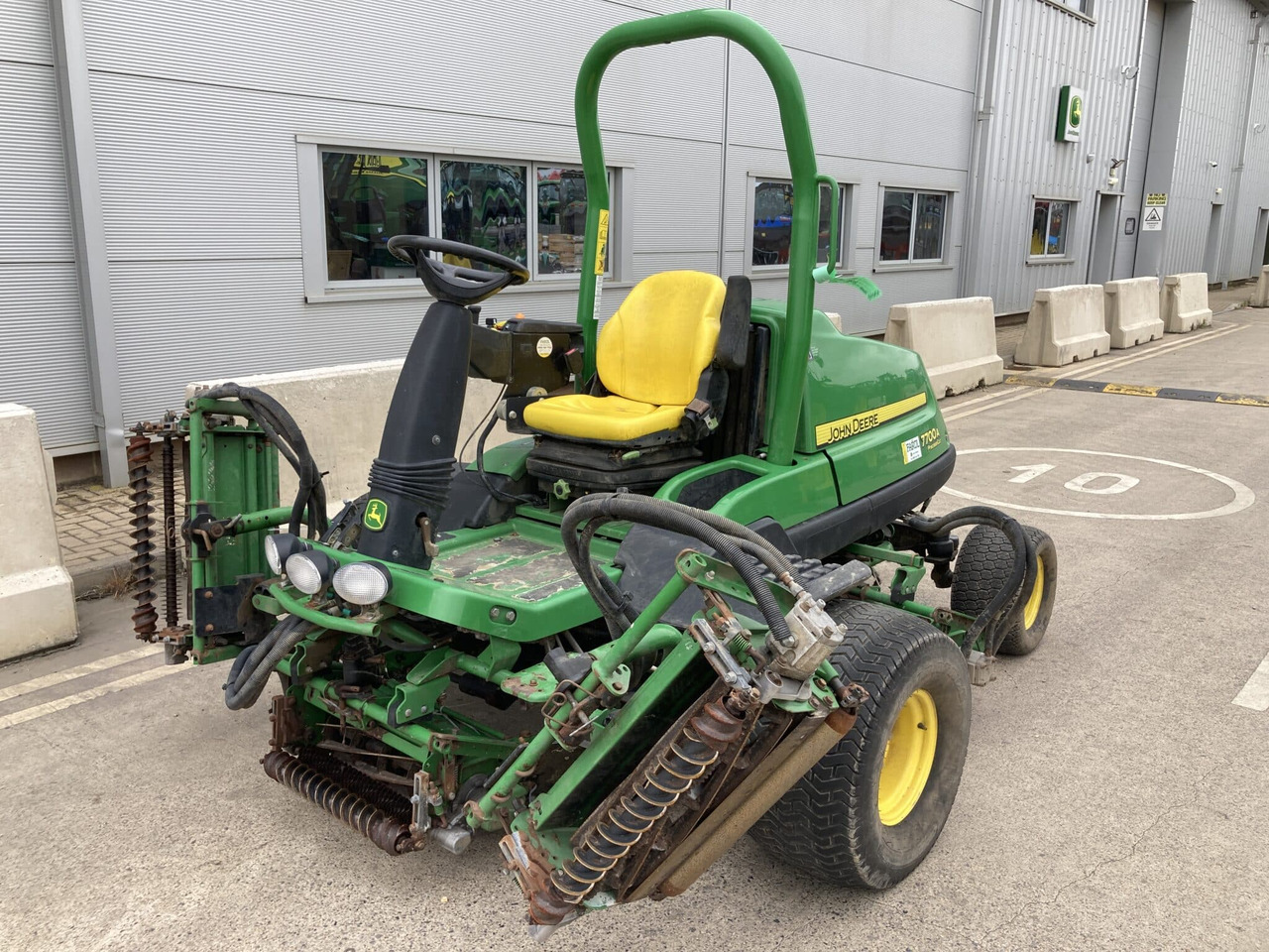 John Deere 7700A Fairway Mower - Vejapjovė: foto 1 John Deere 7700A Fairway Mower - Vejapjovė: foto 1