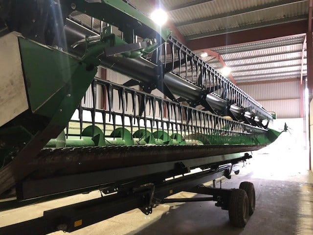 Derliaus nuėmimo kombainas John Deere S780: foto 17