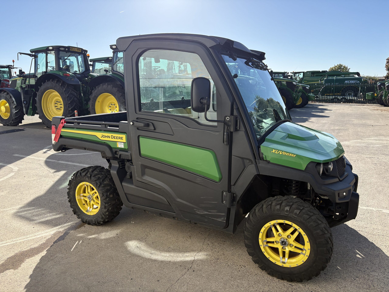 John Deere XUV865M Gator - Keturratis: foto 3 John Deere XUV865M Gator - Keturratis: foto 3