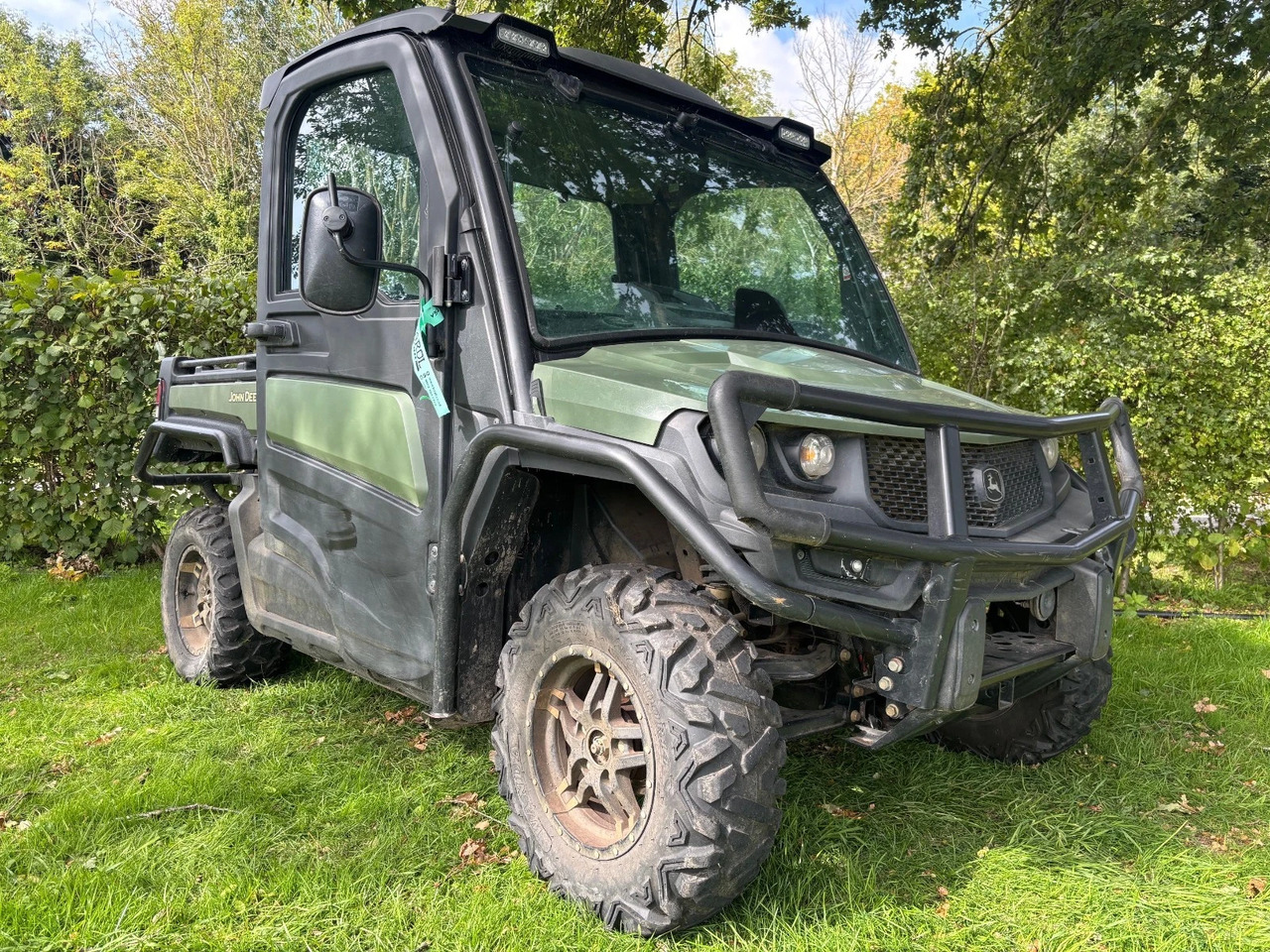 John Deere XUV865M Gator - Keturratis: foto 3 John Deere XUV865M Gator - Keturratis: foto 3