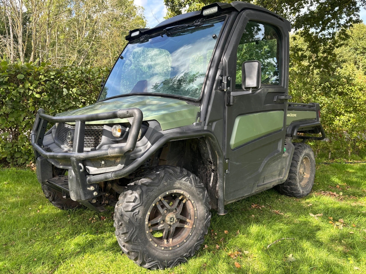 John Deere XUV865M Gator - Keturratis: foto 2 John Deere XUV865M Gator - Keturratis: foto 2