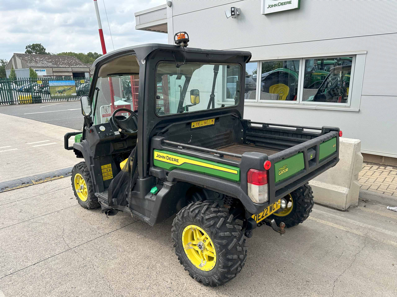 John Deere XUV865M Gator - Keturratis: foto 3 John Deere XUV865M Gator - Keturratis: foto 3