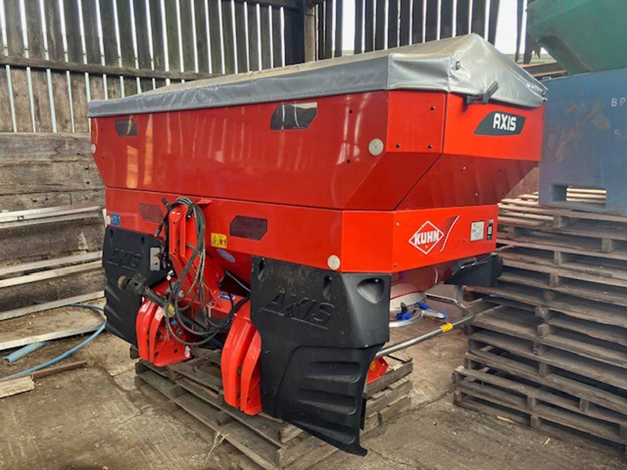 Kuhn Axis 30.2D - Trąšų barstytuvas: foto 1 Kuhn Axis 30.2D - Trąšų barstytuvas: foto 1