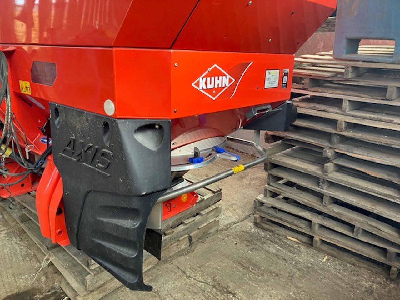 Kuhn Axis 30.2D - Trąšų barstytuvas: foto 3 Kuhn Axis 30.2D - Trąšų barstytuvas: foto 3