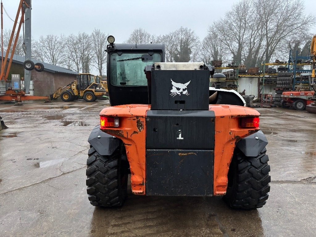 Bobcat T 35.105 L - Teleskopinis krautuvas: foto 2 Bobcat T 35.105 L - Teleskopinis krautuvas: foto 2