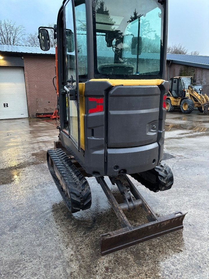 Mini ekskavatorius Volvo EC 20 E: foto 18