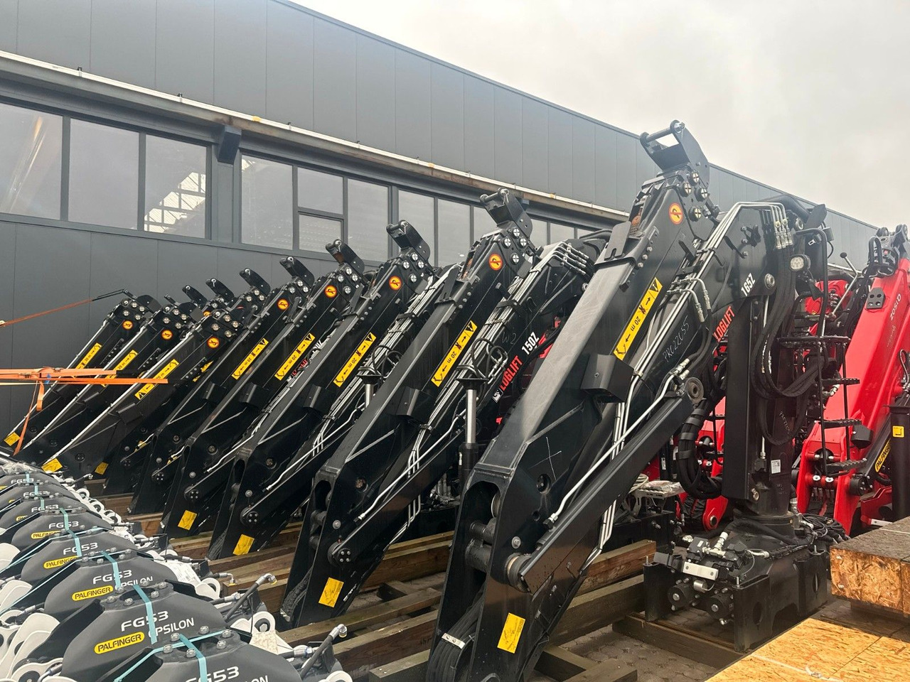 Hiab LogLift 150 Z - Miškovežis, Sunkvežimis su kranu: foto 1 Hiab LogLift 150 Z - Miškovežis, Sunkvežimis su kranu: foto 1