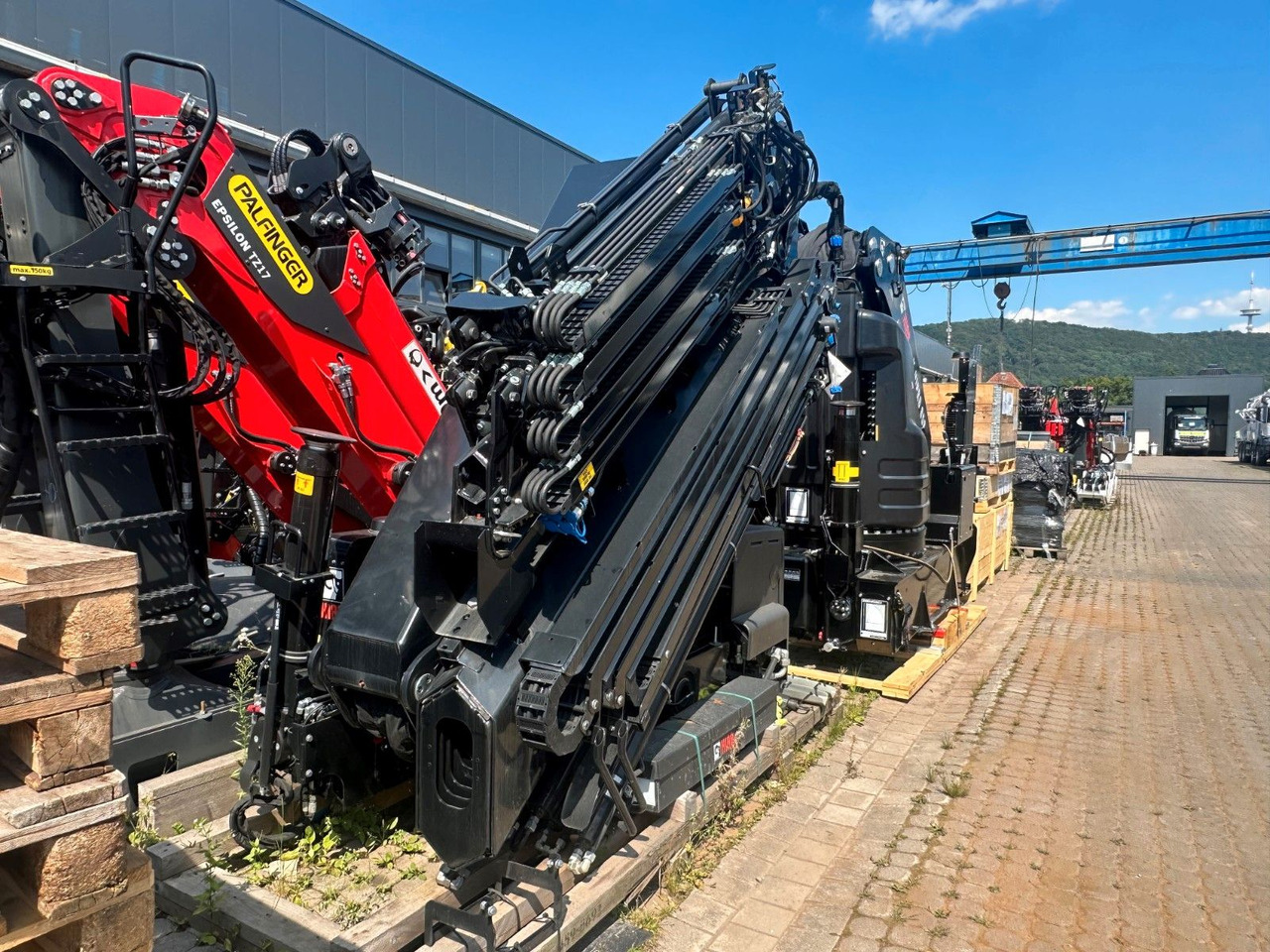 Kran HIAB X-HiPro 302 E-6 JIB 70 X-4 - Sunkvežimis su kranu: foto 2 Kran HIAB X-HiPro 302 E-6 JIB 70 X-4 - Sunkvežimis su kranu: foto 2