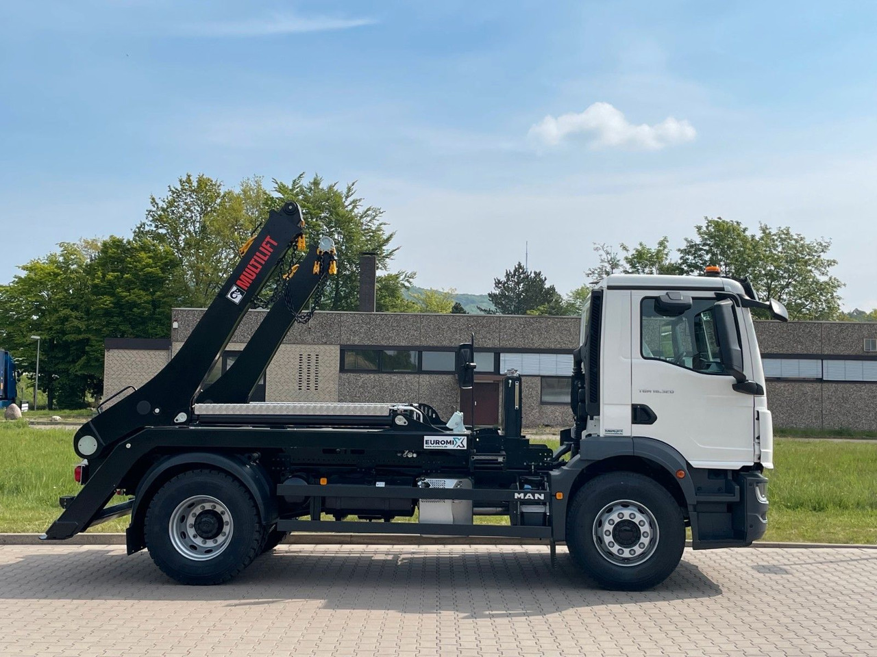 Savivartis sunkvežimis, Sunkvežimis su kranu MAN TGM 18.320 4x2 Euro 6e Hiab Multilift Futura 12: foto 7