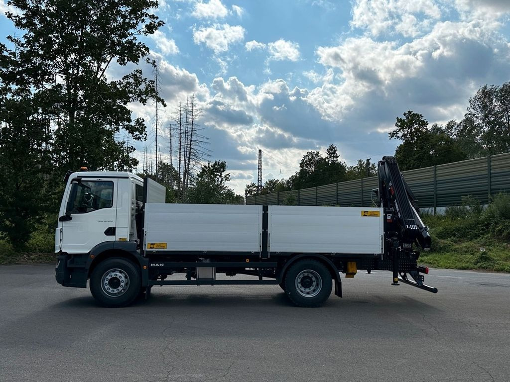 MAN TGM 18.320 4x2 Euro6e Kran Hiab - Platforminis/ Bortinis sunkvežimis, Sunkvežimis su kranu: foto 3 MAN TGM 18.320 4x2 Euro6e Kran Hiab - Platforminis/ Bortinis sunkvežimis, Sunkvežimis su kranu: foto 3