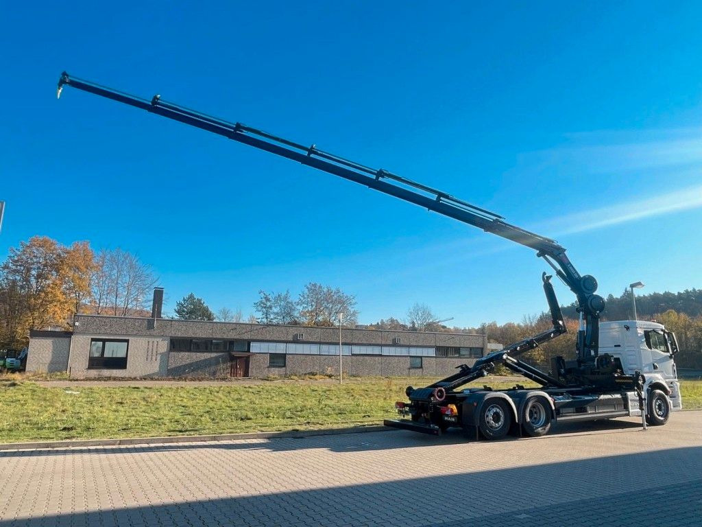 MAN TGS 26.470 6x2 Abrollkipper + Kran Hiab 228-6 - Hook-lift sunkvežimis, Sunkvežimis su kranu: foto 5 MAN TGS 26.470 6x2 Abrollkipper + Kran Hiab 228-6 - Hook-lift sunkvežimis, Sunkvežimis su kranu: foto 5