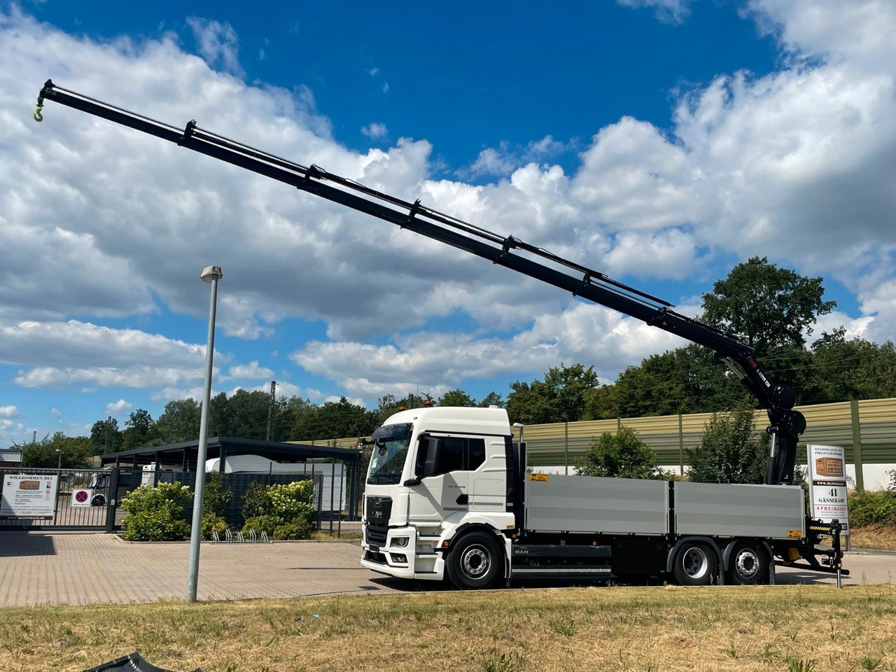 MAN TGS 26.480 /6X2 Euro6 Retarder HIAB 228 - 6 - Sunkvežimis su kranu: foto 1 MAN TGS 26.480 /6X2 Euro6 Retarder HIAB 228 - 6 - Sunkvežimis su kranu: foto 1