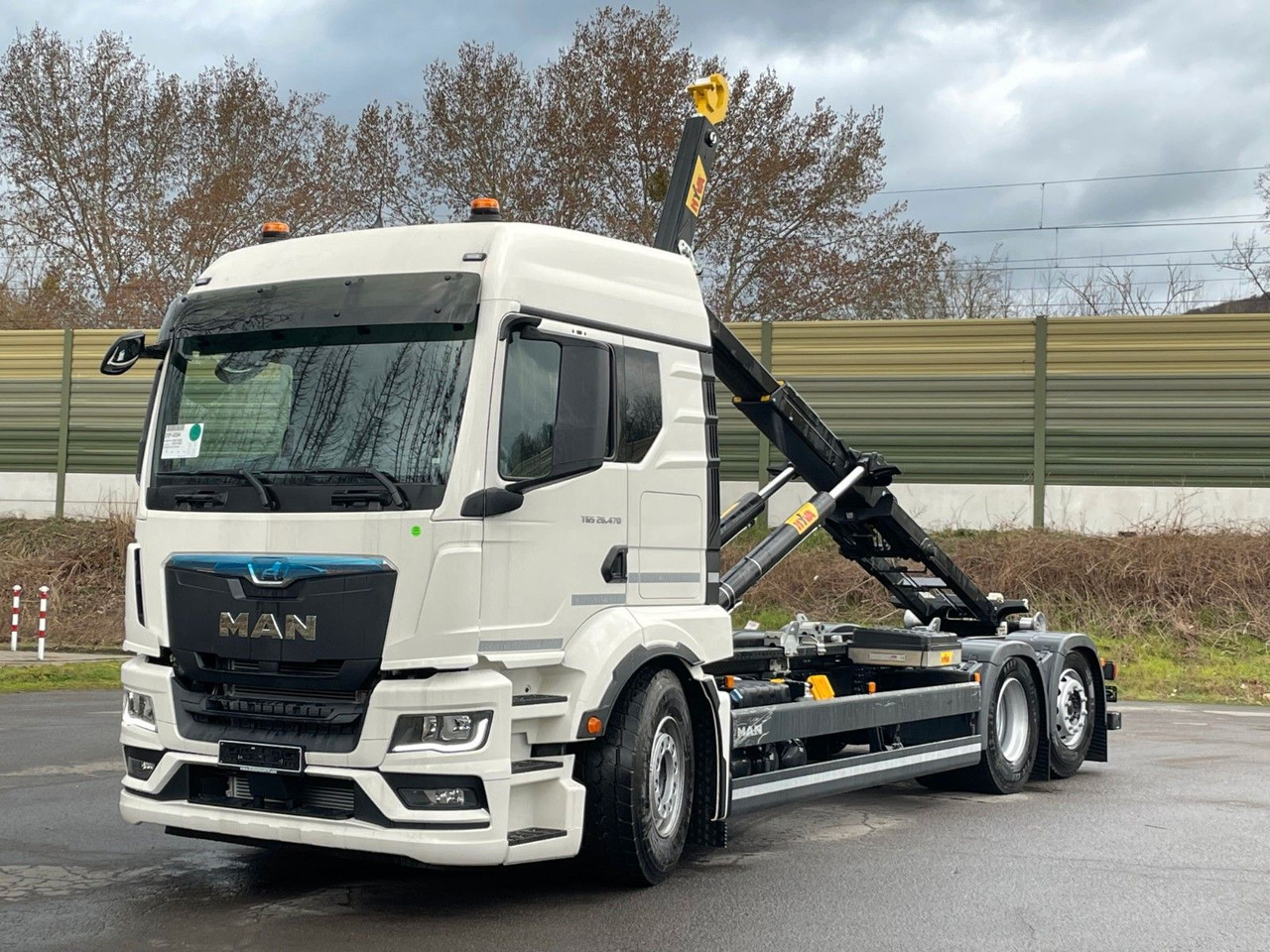 MAN TGS 26.480 6x2 Retarder Hyva 20-60 Abrollkipper - Hook-lift sunkvežimis: foto 2 MAN TGS 26.480 6x2 Retarder Hyva 20-60 Abrollkipper - Hook-lift sunkvežimis: foto 2