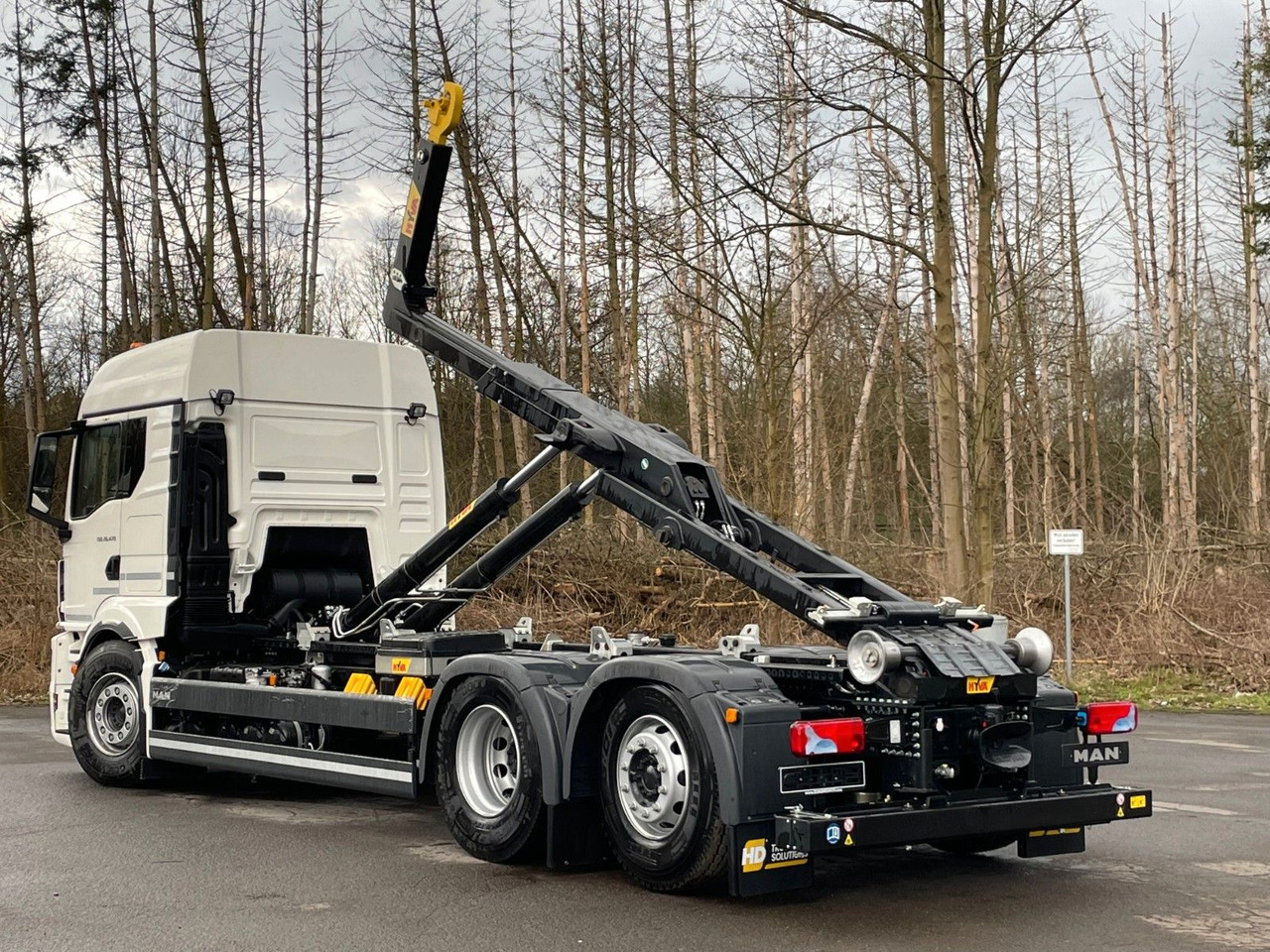 MAN TGS 26.480 6x2 Retarder Hyva 20-60 Abrollkipper - Hook-lift sunkvežimis: foto 4 MAN TGS 26.480 6x2 Retarder Hyva 20-60 Abrollkipper - Hook-lift sunkvežimis: foto 4