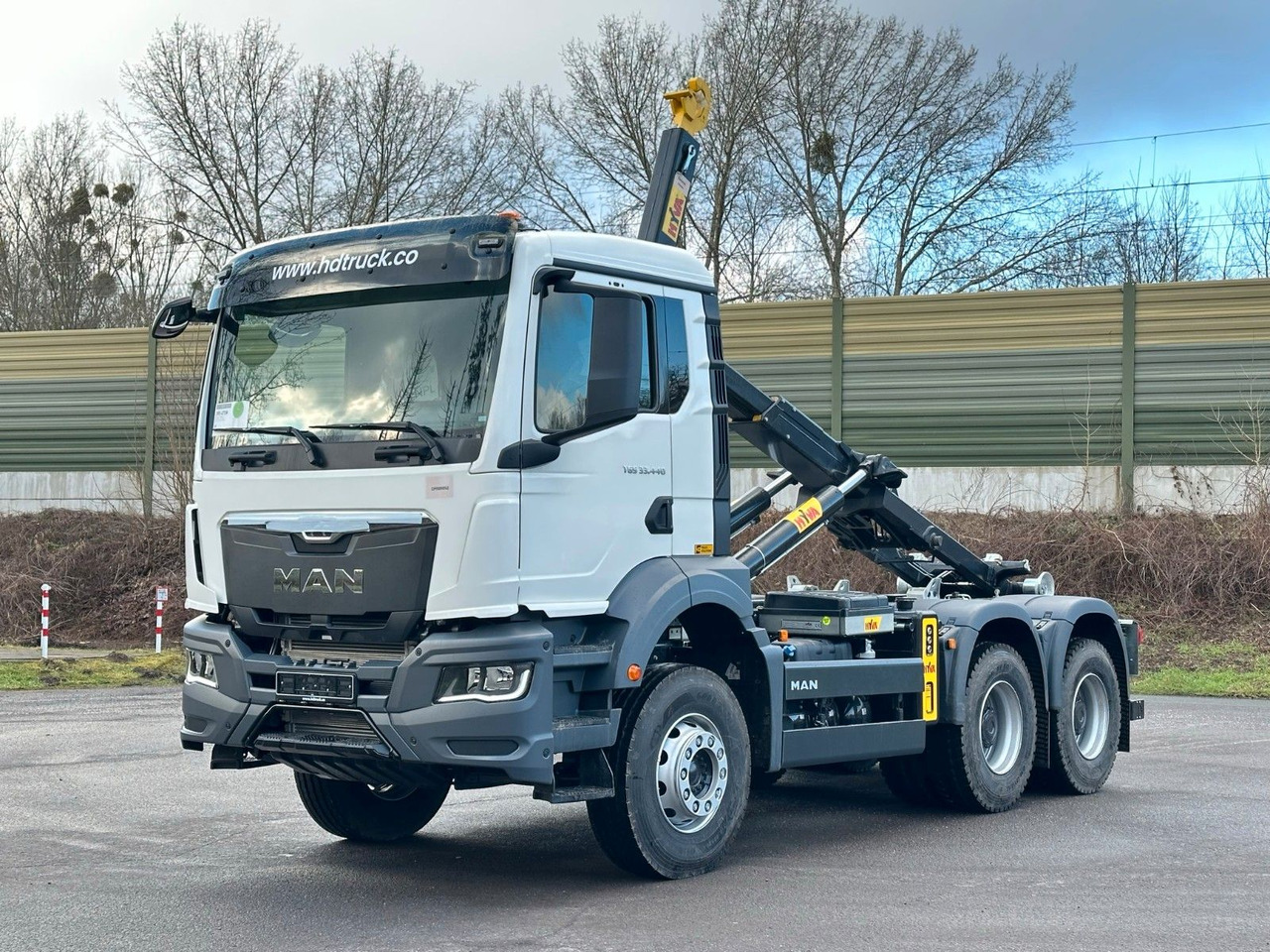 MAN TGS 33.440 6x4 Euro6e Abrollkipper Hyva - Hook-lift sunkvežimis, Sunkvežimis su kranu: foto 1 MAN TGS 33.440 6x4 Euro6e Abrollkipper Hyva - Hook-lift sunkvežimis, Sunkvežimis su kranu: foto 1