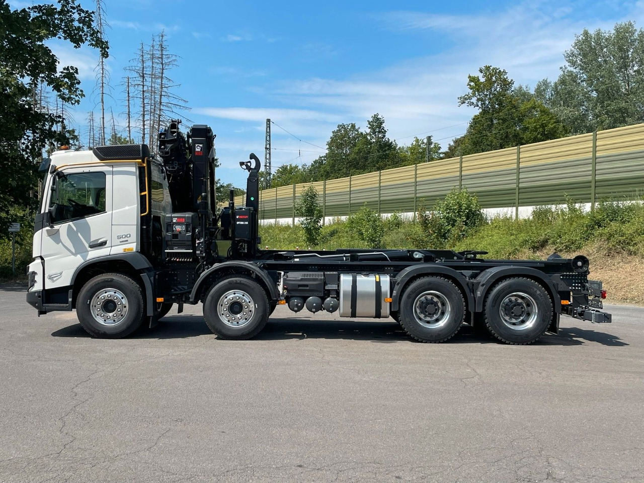 Volvo FMX 500 8x4 Abrollkipper + Kran Hiab 228-6 - Hook-lift sunkvežimis, Sunkvežimis su kranu: foto 4 Volvo FMX 500 8x4 Abrollkipper + Kran Hiab 228-6 - Hook-lift sunkvežimis, Sunkvežimis su kranu: foto 4