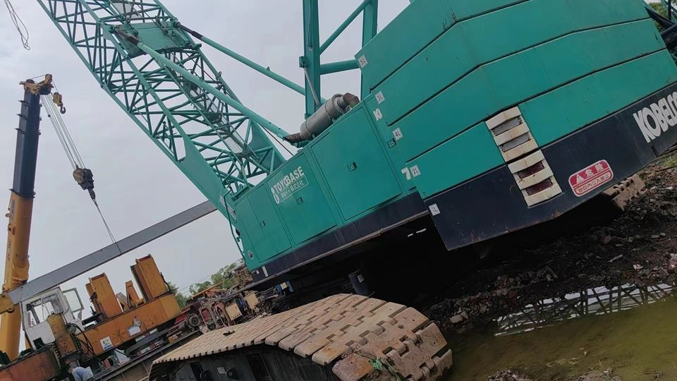KOBELCO 150TON Crawler Crane for Containers Original Second Hand with Core Components on Sale! - Vikšrinis kranas: foto 2 KOBELCO 150TON Crawler Crane for Containers Original Second Hand with Core Components on Sale! - Vikšrinis kranas: foto 2