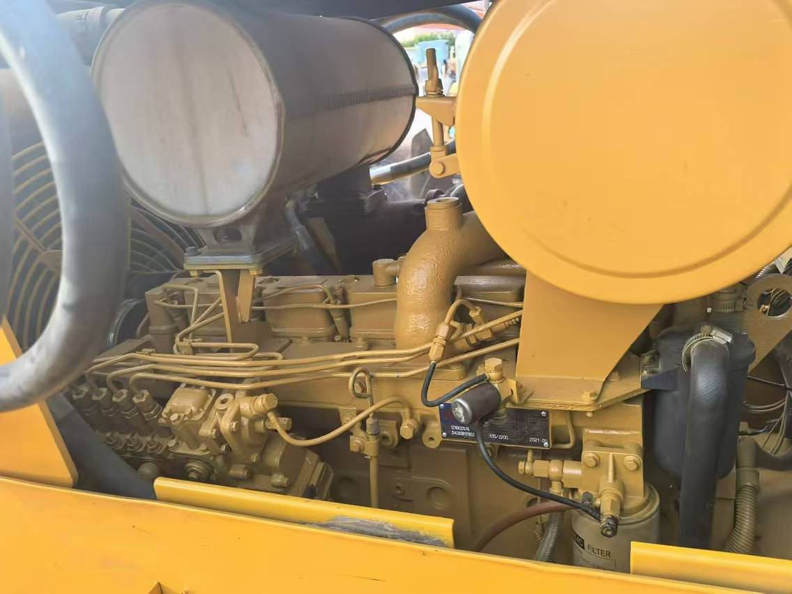 Buldozeris SHANTUI SD13: foto 7