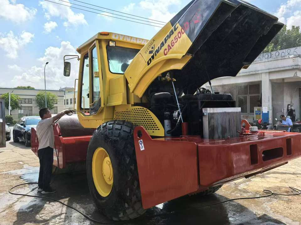 Used Original Road Roller DYNAPAC CA6500D Road Rollers High Quality Second Hand Construction Machinery - Kompaktorius: foto 4 Used Original Road Roller DYNAPAC CA6500D Road Rollers High Quality Second Hand Construction Machinery - Kompaktorius: foto 4