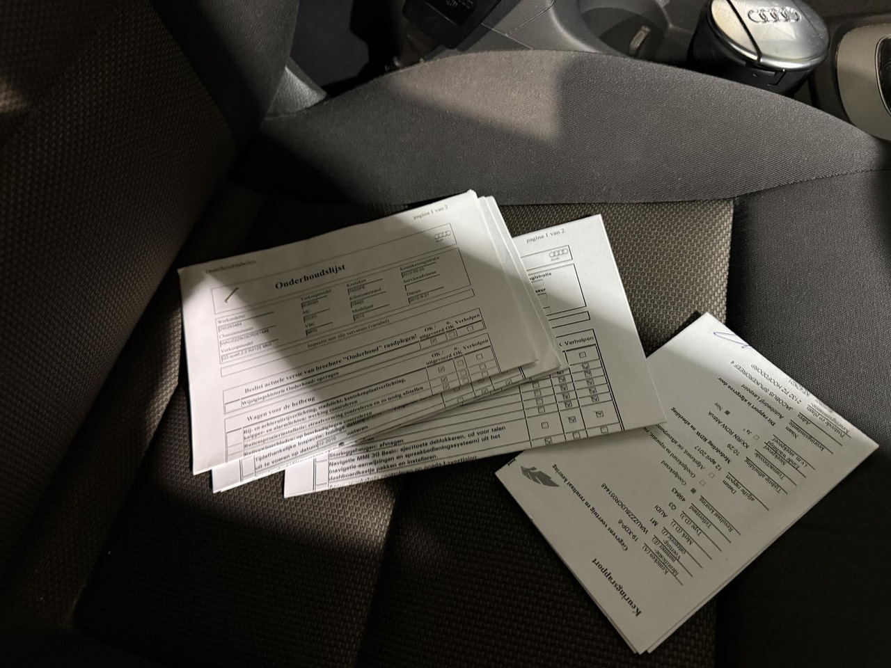 Audi | Q3 | 2.0 TFSI quattro Pro Line | 2012 | 204.122 km | 19XDP6 | Logisch - Visureigis: foto 4 Audi | Q3 | 2.0 TFSI quattro Pro Line | 2012 | 204.122 km | 19XDP6 | Logisch - Visureigis: foto 4