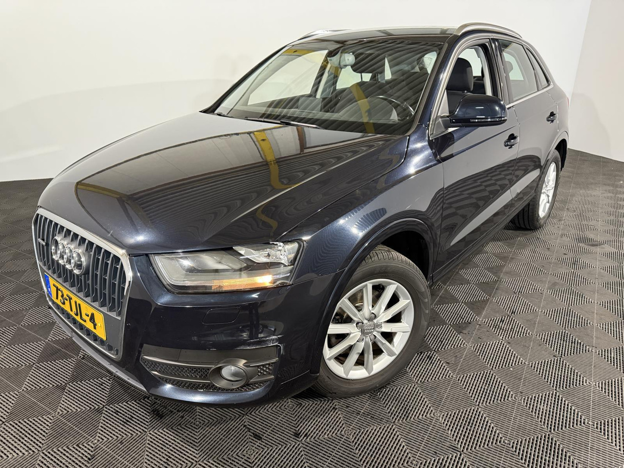 Audi | Q3 | 2.0 TFSI quattro Pro Line | 2012 | 206.736 km | 73TJL4 | Logisch - Visureigis: foto 1 Audi | Q3 | 2.0 TFSI quattro Pro Line | 2012 | 206.736 km | 73TJL4 | Logisch - Visureigis: foto 1