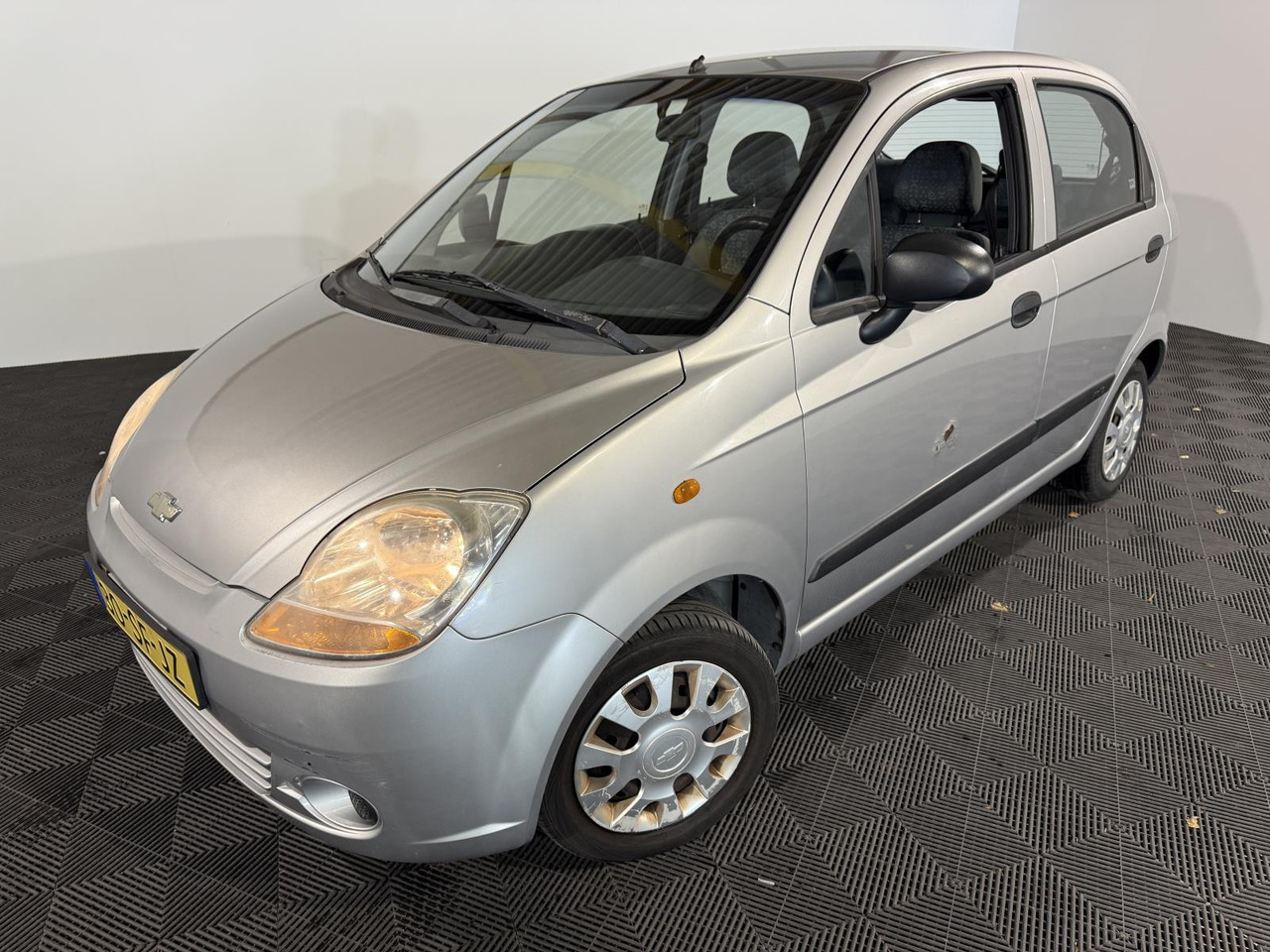 Chevrolet | Matiz | 0.8 Spirit | 2005 | 98.162 km | 30SFJZ | Logisch - Hečbekas: foto 1 Chevrolet | Matiz | 0.8 Spirit | 2005 | 98.162 km | 30SFJZ | Logisch - Hečbekas: foto 1