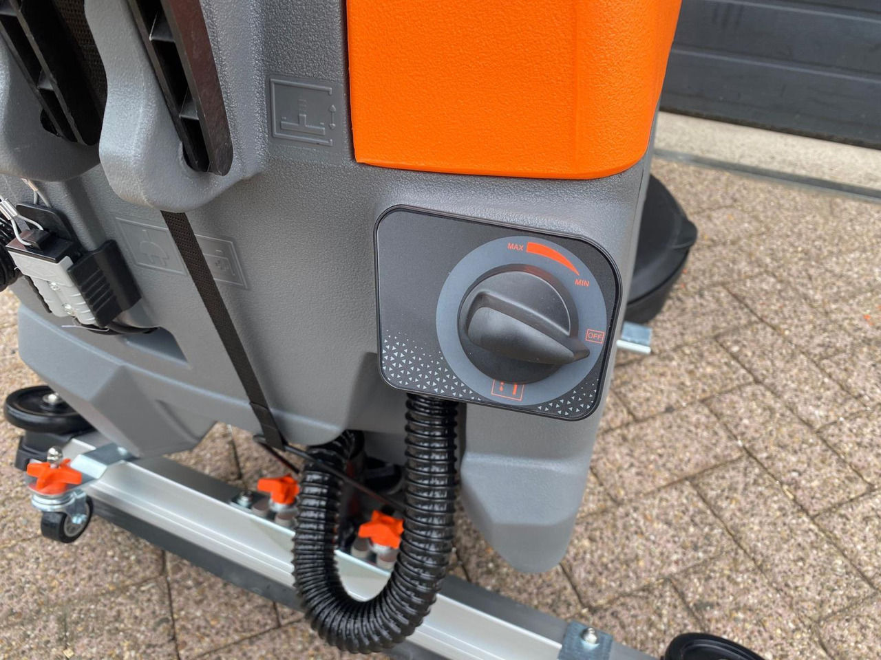 Daewoo DAFL50A Schrobzuigmachine - Valymo įranga: foto 4 Daewoo DAFL50A Schrobzuigmachine - Valymo įranga: foto 4