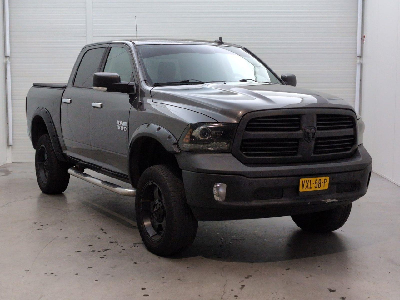 Dodge Ram 1500 5.7 V8 4x4 Regular Cab 8'0 | 2016 | 143.782 km | Automaat | VXL58P | NAP: Geen oordeel - Pikapas: foto 2 Dodge Ram 1500 5.7 V8 4x4 Regular Cab 8'0 | 2016 | 143.782 km | Automaat | VXL58P | NAP: Geen oordeel - Pikapas: foto 2