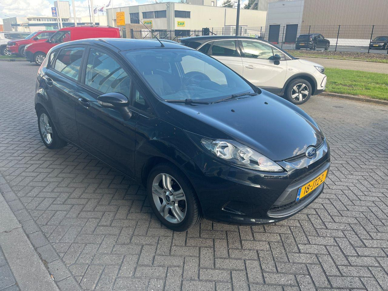 Ford Fiesta 1.25 Limited | 2009 | 39.897 km | 18JTZ2 | NAP: Logisch - Hečbekas: foto 2 Ford Fiesta 1.25 Limited | 2009 | 39.897 km | 18JTZ2 | NAP: Logisch - Hečbekas: foto 2