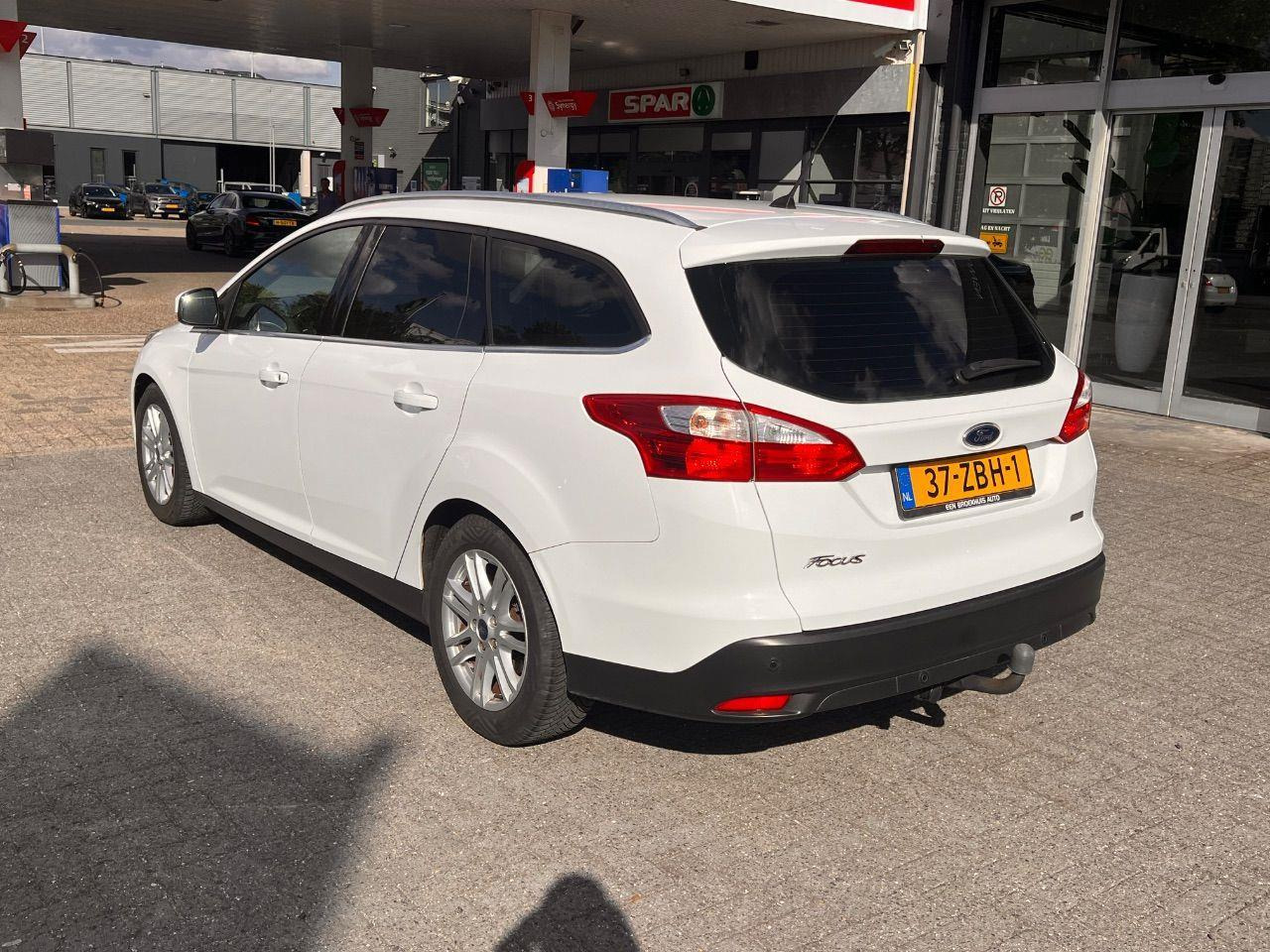 Ford Focus Wagon 1.0 EcoBoost Titanium | 2012 | 164.662 km | 37ZBH1 | NAP: Logisch - Lengvasis automobilis: foto 3 Ford Focus Wagon 1.0 EcoBoost Titanium | 2012 | 164.662 km | 37ZBH1 | NAP: Logisch - Lengvasis automobilis: foto 3