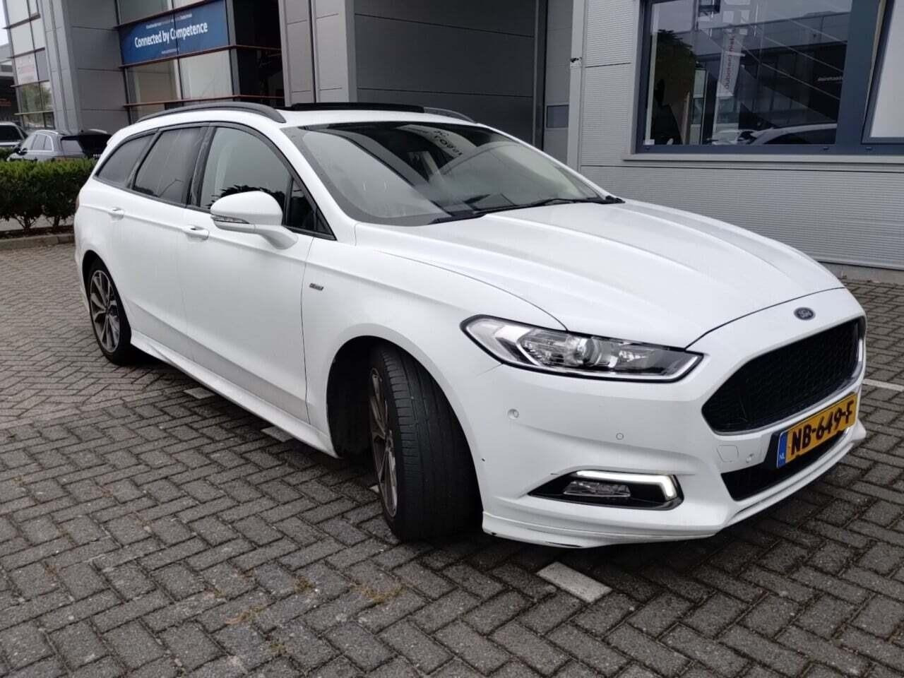 Ford | Mondeo Wagon | 1.5 ST Line | 2017 | 129.082 km | NB649F | Logisch - Lengvasis automobilis: foto 3 Ford | Mondeo Wagon | 1.5 ST Line | 2017 | 129.082 km | NB649F | Logisch - Lengvasis automobilis: foto 3