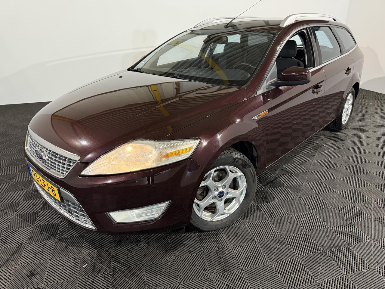 Ford | Mondeo Wagon | 2.0-16V Limited | 2010 | 193.300 km | 93LFJ8 | Logisch - Lengvasis automobilis: foto 1 Ford | Mondeo Wagon | 2.0-16V Limited | 2010 | 193.300 km | 93LFJ8 | Logisch - Lengvasis automobilis: foto 1