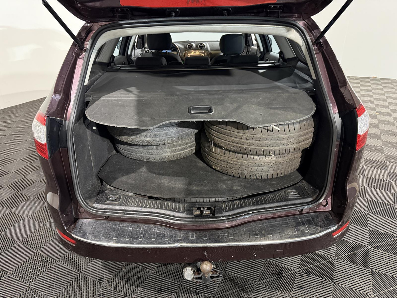 Ford | Mondeo Wagon | 2.0-16V Limited | 2010 | 193.300 km | 93LFJ8 | Logisch - Lengvasis automobilis: foto 3 Ford | Mondeo Wagon | 2.0-16V Limited | 2010 | 193.300 km | 93LFJ8 | Logisch - Lengvasis automobilis: foto 3