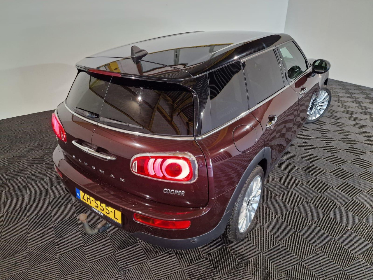 Mini Clubman 1.5 Cooper Pepper Business ZH-555-L 215.148 km - Lengvasis automobilis: foto 3 Mini Clubman 1.5 Cooper Pepper Business ZH-555-L 215.148 km - Lengvasis automobilis: foto 3