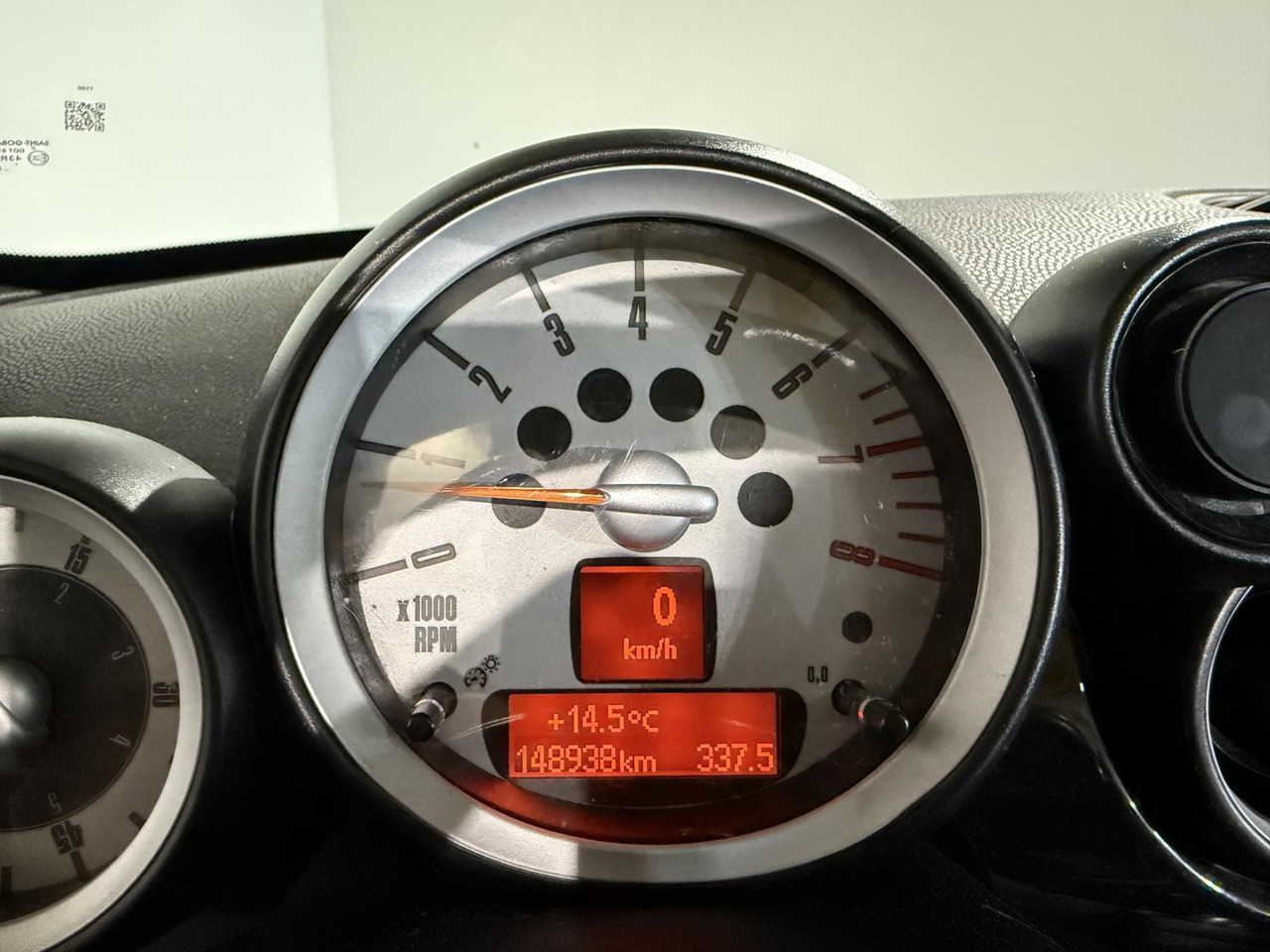 Mini | Mini Cabrio | 1.6 Cooper Chili | 2010 | 148.938 km | 92LHF2 | Logisch - Lengvasis automobilis: foto 4 Mini | Mini Cabrio | 1.6 Cooper Chili | 2010 | 148.938 km | 92LHF2 | Logisch - Lengvasis automobilis: foto 4
