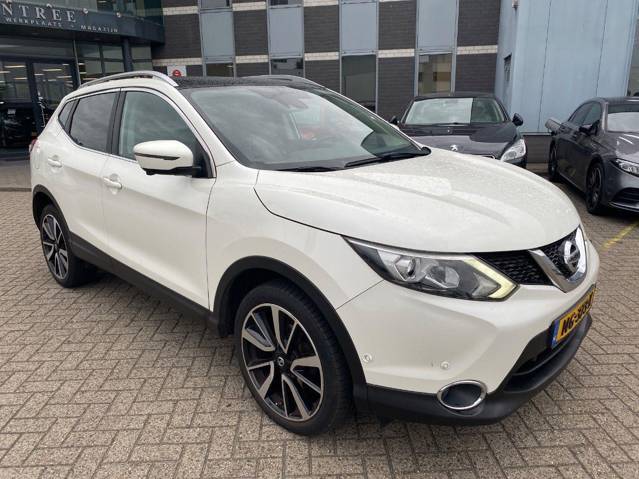 Nissan Qashqai 1.2 Tekna | 2016 | 172.484 km | Automaat | NG373X | NAP: Geen oordeel - Visureigis: foto 2 Nissan Qashqai 1.2 Tekna | 2016 | 172.484 km | Automaat | NG373X | NAP: Geen oordeel - Visureigis: foto 2